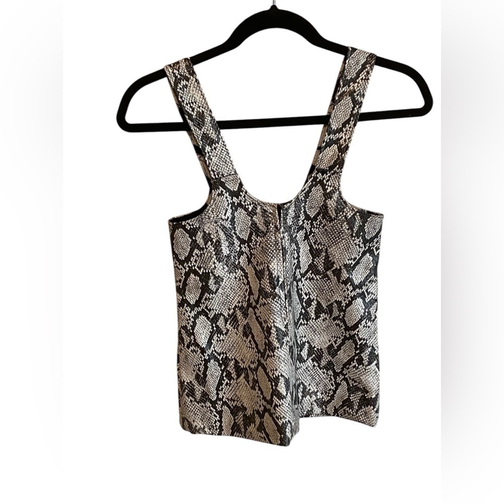 Snakeskin Print Tank Top - Picture 3 of 4